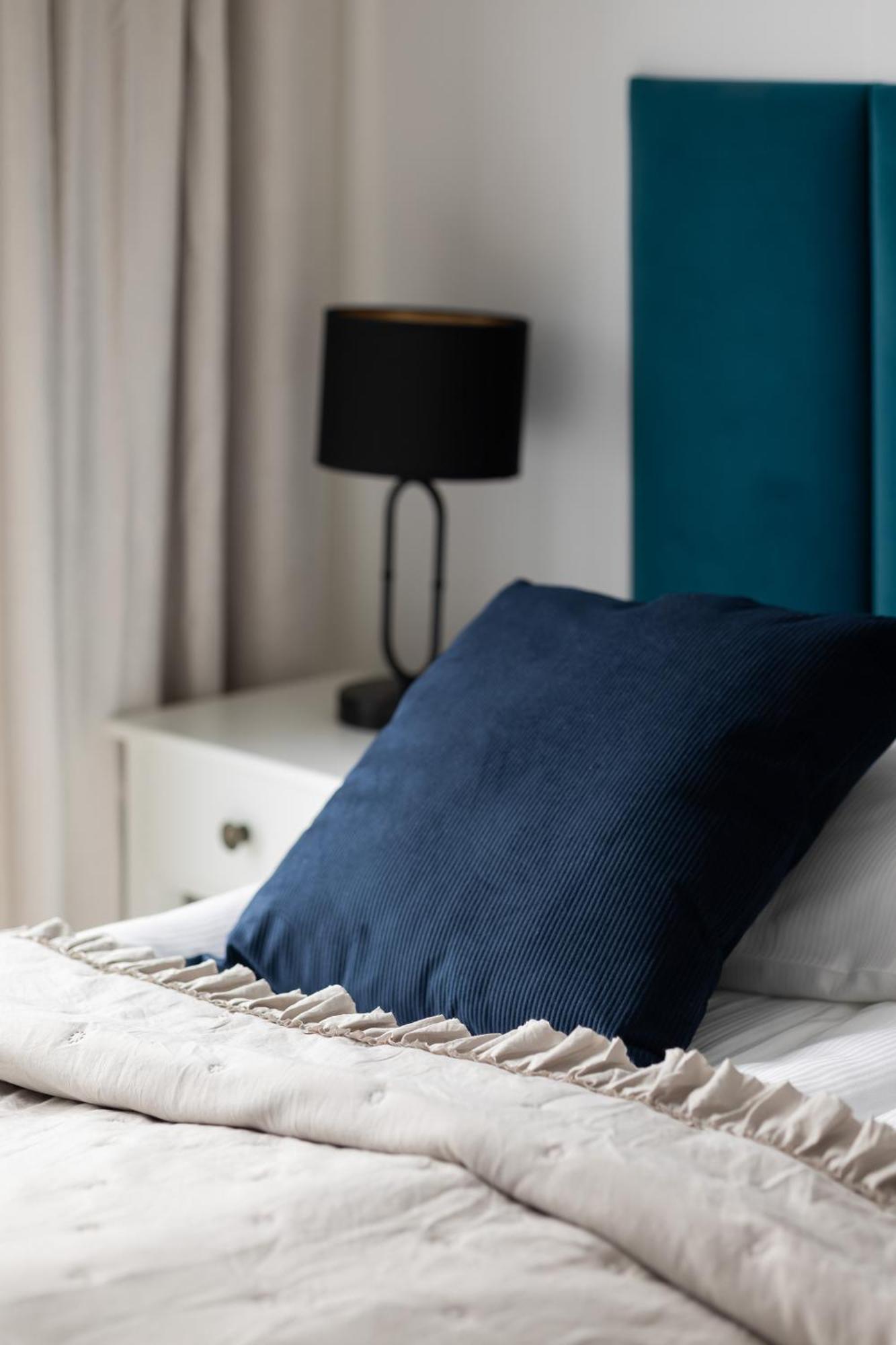 Stylish Apartments With Parking By Noclegi Renters Warszawa Zewnętrze zdjęcie
